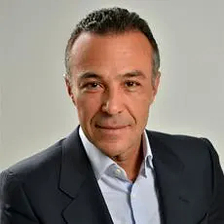 Tarik Bouziane — Founder & Managing Partner, Acconcil